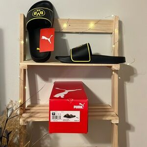 Puma lead cat 2.0 BVB adult sliders.